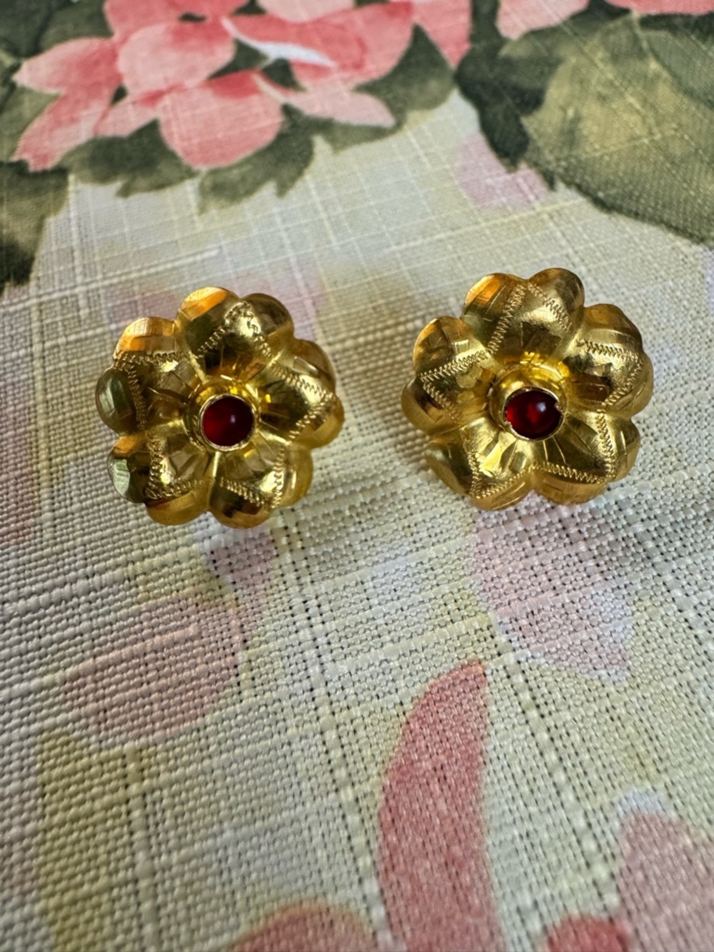 Antique Gold Flower Stud Earrings with Red Center Stone